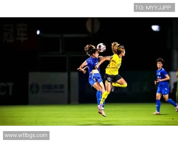 女足球星科尔闪耀赛场以坚毅与拼搏精神点燃新一代年轻球迷热情 女足球星科尔闪耀赛场以坚毅与拼搏精神点燃新一代年轻球迷热情