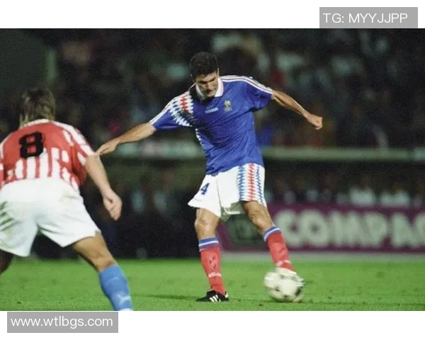 捷克足球球星盘点:从巴拉克到希克的传奇与崛起 捷克足球球星盘点:从巴拉克到希克的传奇与崛起