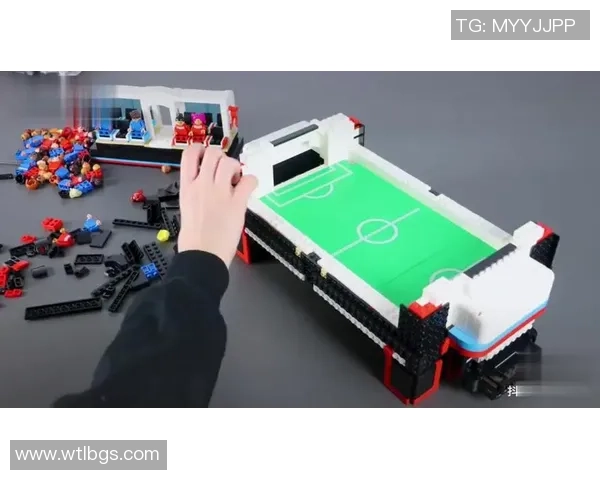 用乐高拼出球场传奇 打造桌上足球中的足球巨星