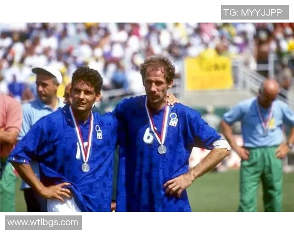 绿茵岁月定格传奇巨星温情退役合影瞬间 绿茵岁月定格传奇巨星温情退役合影瞬间